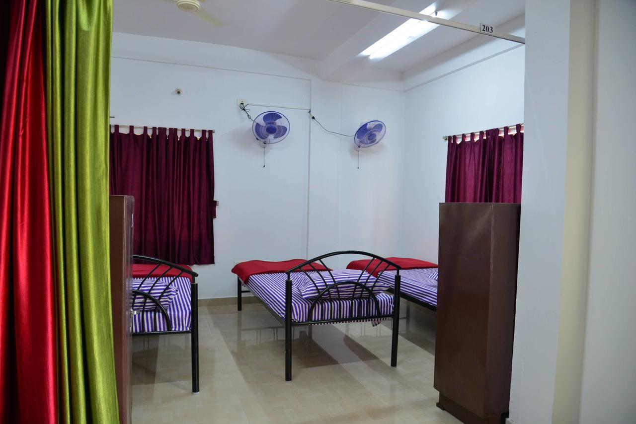 Tranquil Hospitality Hotel Bhubaneswar Ngoại thất bức ảnh