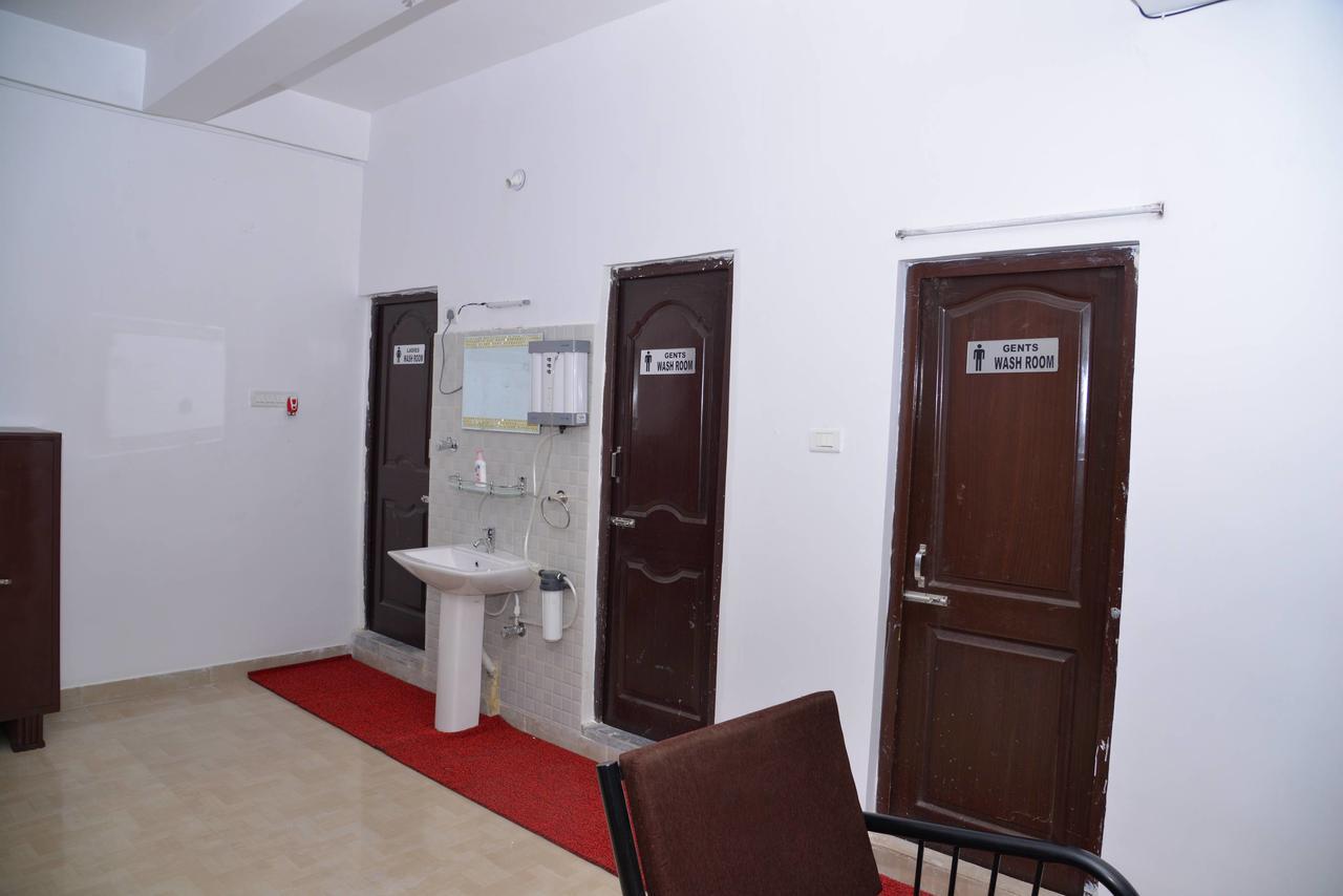Tranquil Hospitality Hotel Bhubaneswar Ngoại thất bức ảnh
