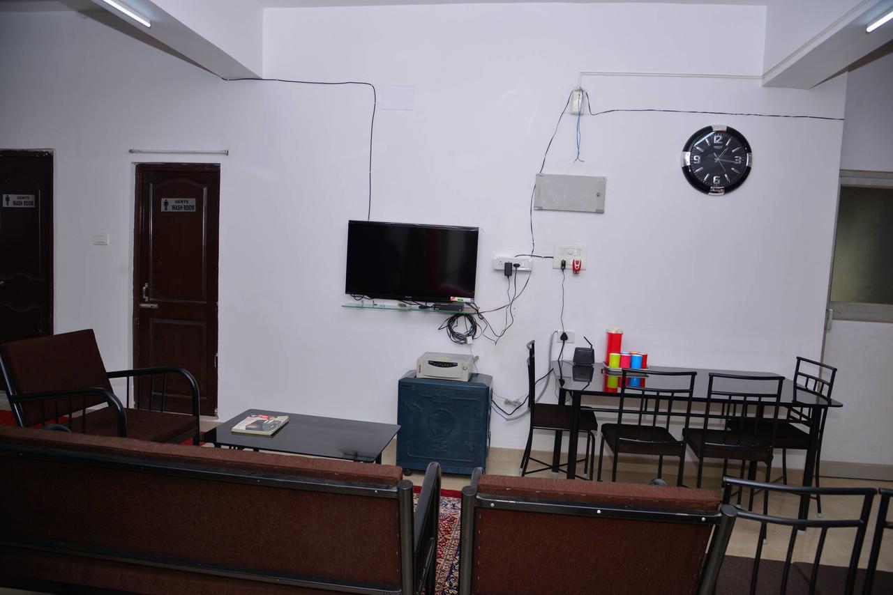 Tranquil Hospitality Hotel Bhubaneswar Ngoại thất bức ảnh
