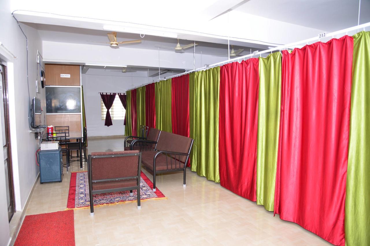 Tranquil Hospitality Hotel Bhubaneswar Ngoại thất bức ảnh