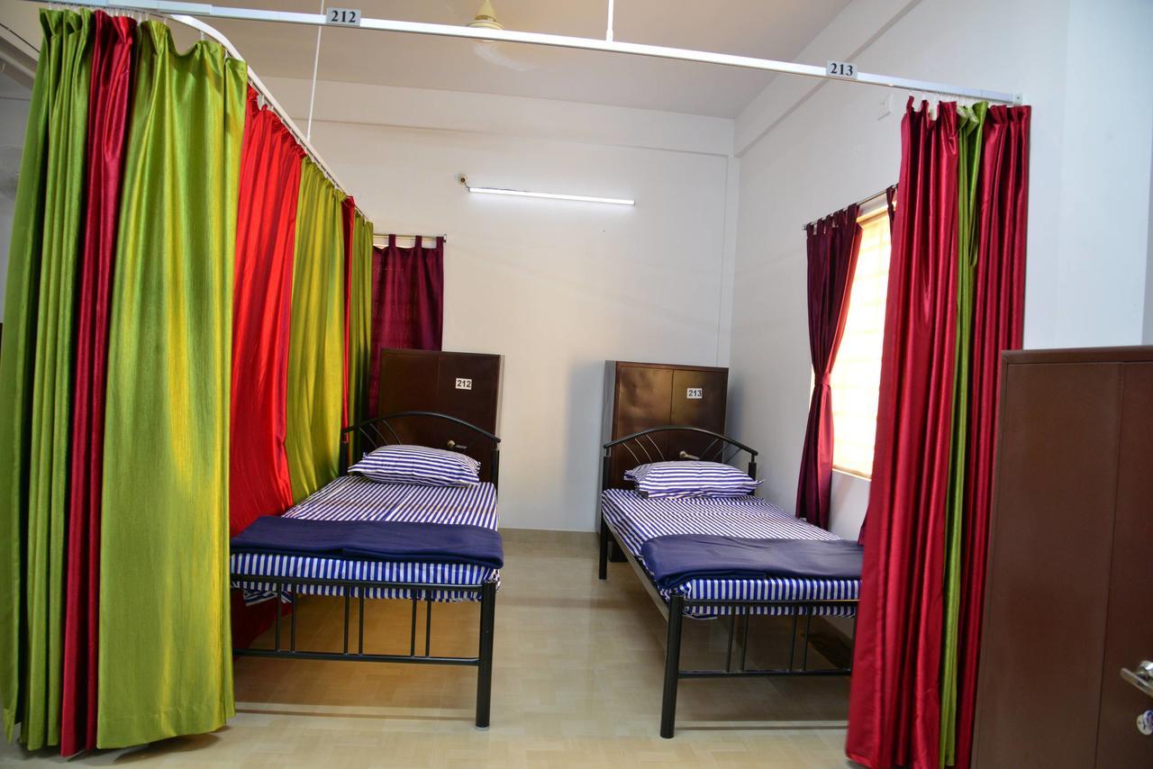 Tranquil Hospitality Hotel Bhubaneswar Ngoại thất bức ảnh