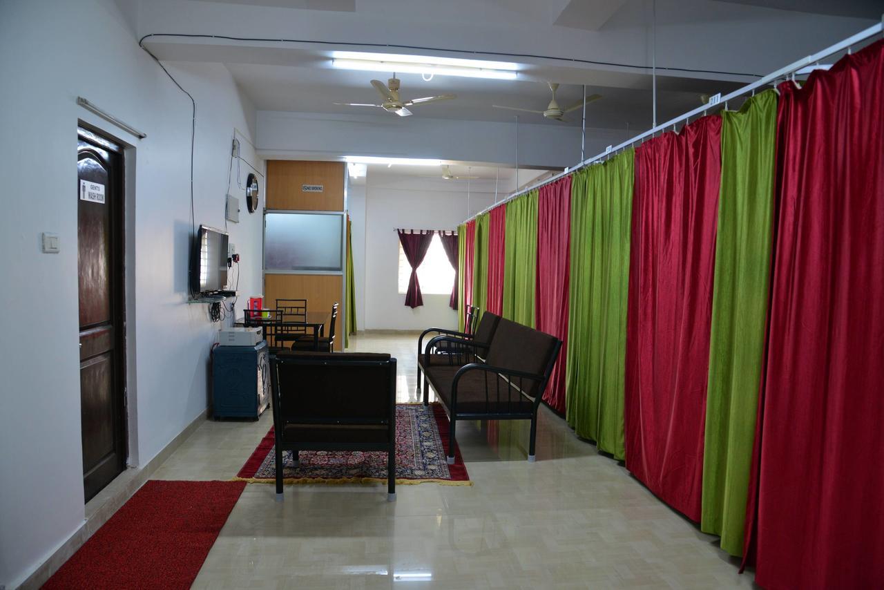 Tranquil Hospitality Hotel Bhubaneswar Ngoại thất bức ảnh